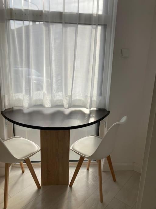 Miedzy Jeziorami Apartment